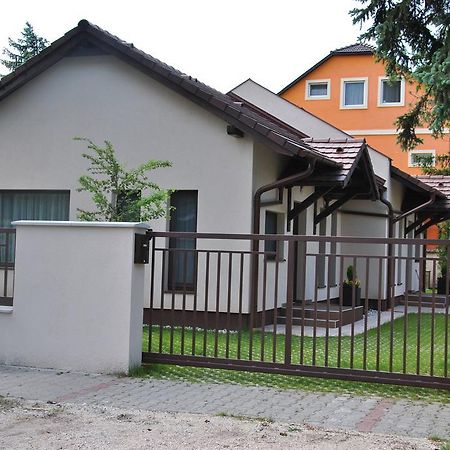 Panyi Apartman Шіофок Номер фото