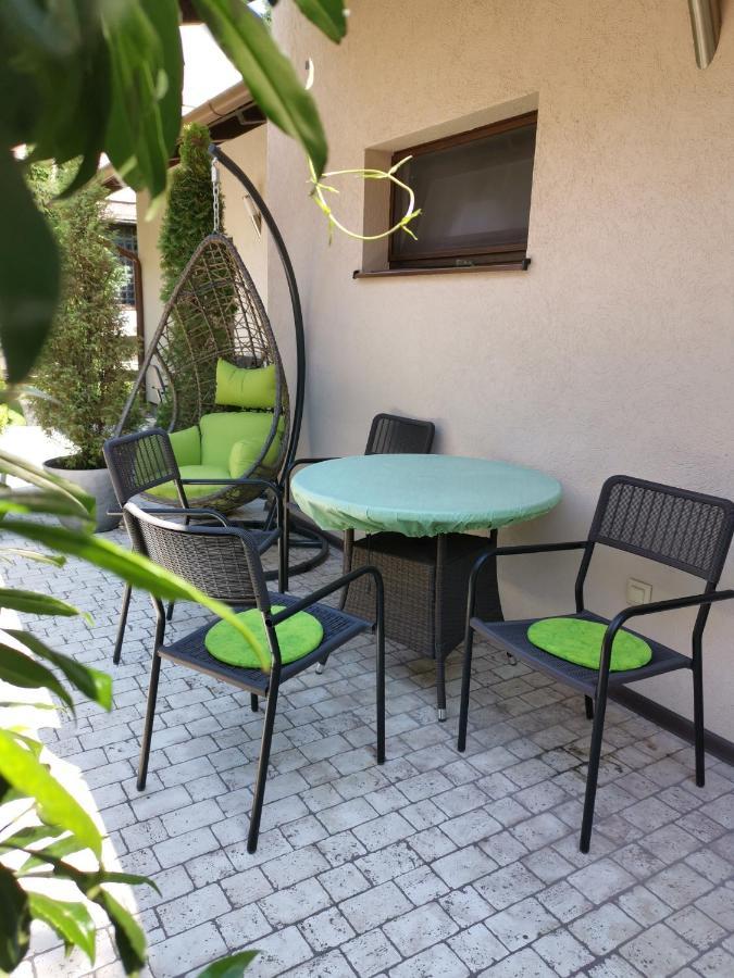 Panyi Apartman Шіофок Екстер'єр фото