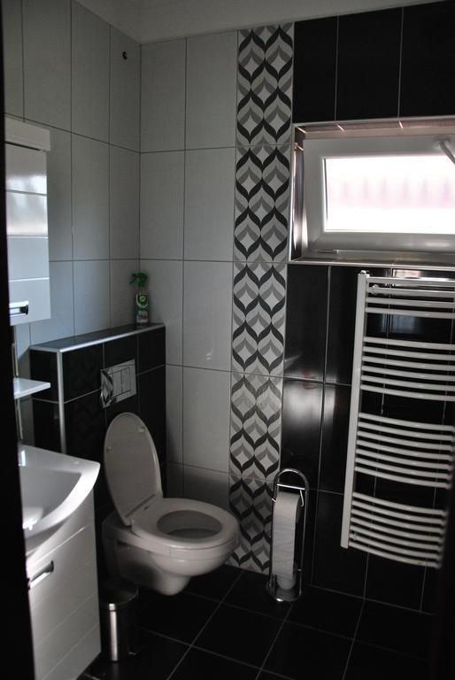Panyi Apartman Шіофок Номер фото